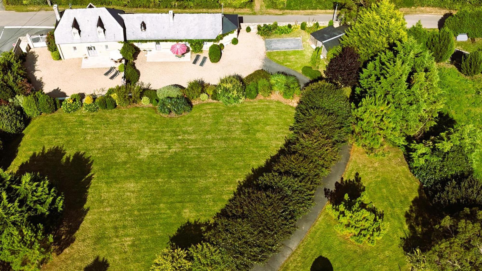Le Domaine Des Roseraies Monfreville Екстер'єр фото