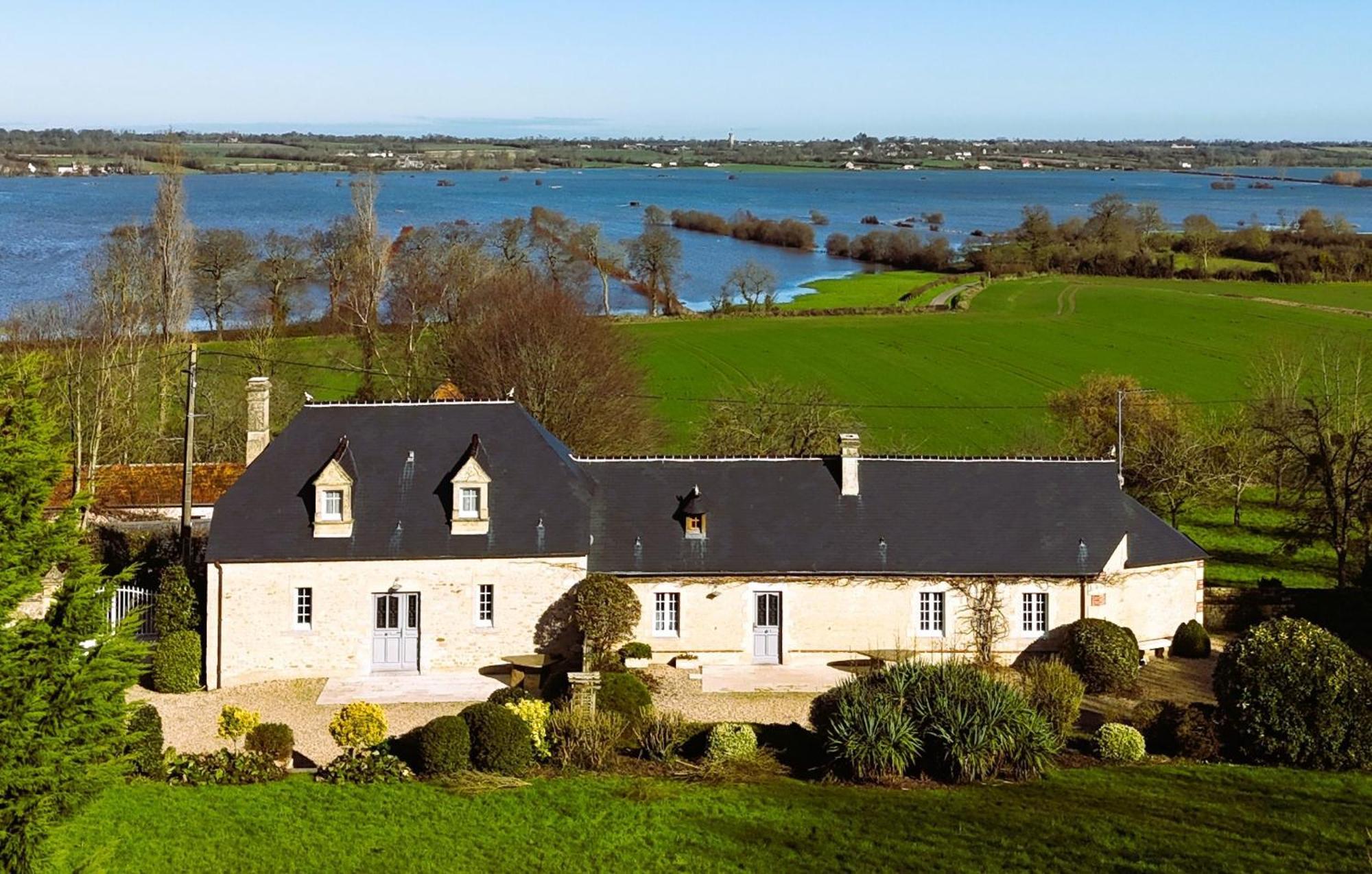 Le Domaine Des Roseraies Monfreville Екстер'єр фото